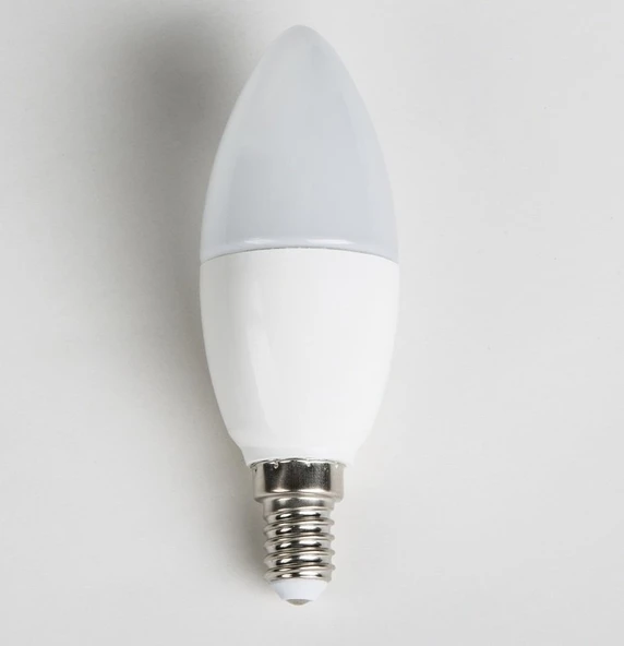 Şila Led Buji Tipi 7W Ampul E14 Duy Sıcak Beyaz 4000K Aydınlatma A++ ürün görseli 1