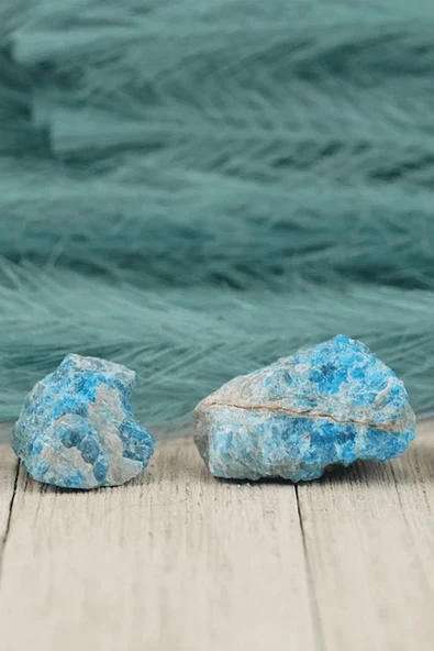 Sertifikalı Ham Doğal Apatit Taşı Kütle (4-5 Cm) ürün görseli 1