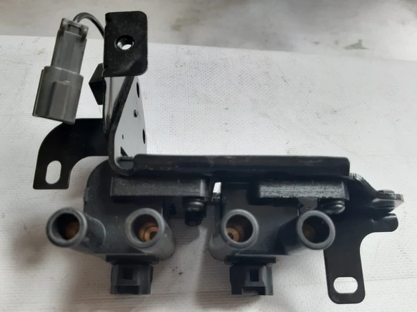 HYUNDAI ACCENT ve ERA Benzinli tümodellere-2000 modelden 2011 modele kadar tüm müdellere ERA-ADMIRE-MILENYUM-Ateşleme Bobini 1,4 ve 1,6 benzinli motorlara kaliteli yan sanayi HELLUX ürün görseli 1