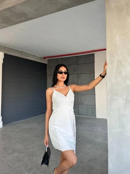 DETAYLI ELBİSE - Resim 3