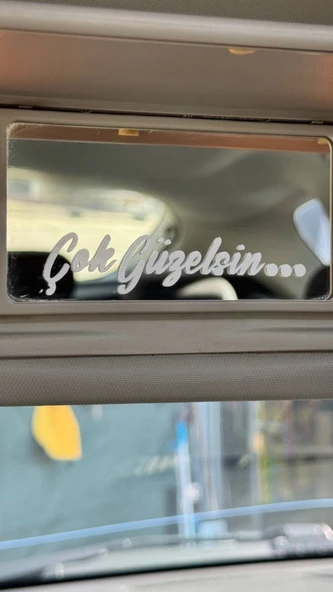 Çok Güzelsin Güneşlik Ayna Yazısı Araba-Motosiklet Cam Etiket Sticker 8x2cm Beyaz Renk ürün görseli 1