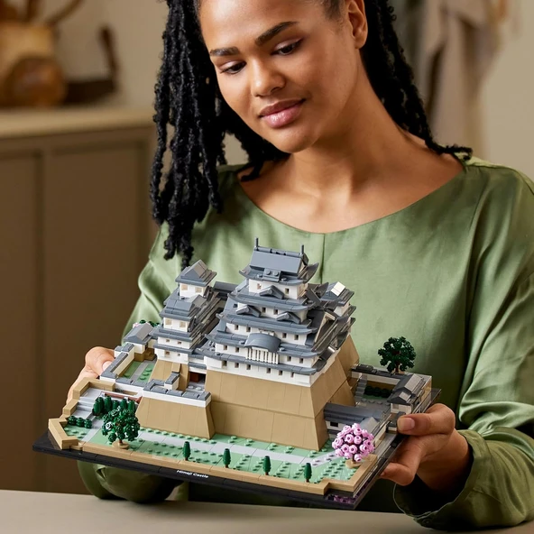 Lego Architecture Himeji Kalesi 21060 - Resim 7