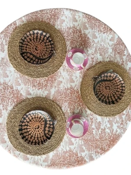 LOOM & LAUREL Jakarlı Dokuma Kumaş 160 X 160 Yuvarlak Masa Örtüsü Açık Kahverengi Ağırlıklı ürün görseli 1