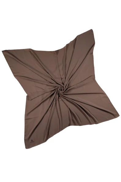Mısırlı Eşarpları Queen Krep Düz Renk Eşarp 110x110 Cm ürün görseli 1