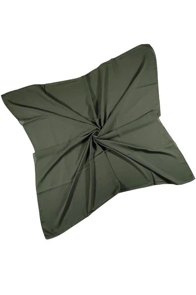 Mısırlı Eşarpları Queen Krep Düz Renk Eşarp 110x110 Cm ürün görseli 1