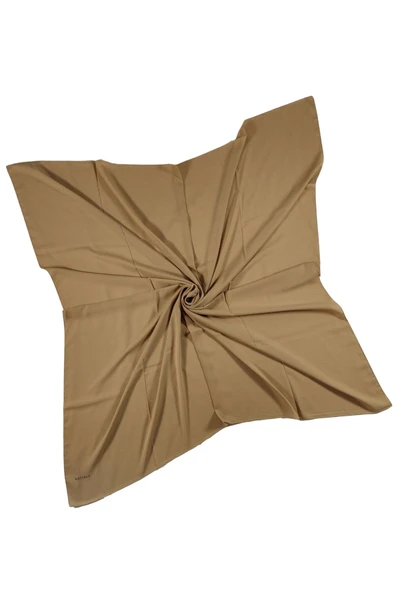 Mısırlı Eşarpları Queen Krep Düz Renk Eşarp 110x110 Cm ürün görseli 1