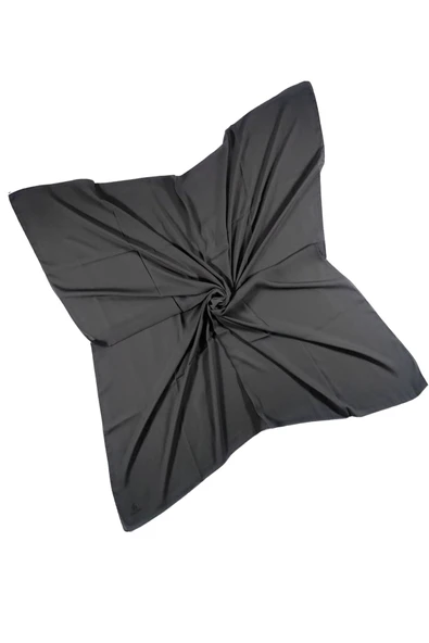 Mısırlı Eşarpları Queen Krep Düz Renk Eşarp 110x110 Cm ürün görseli 1