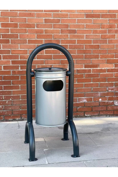 Yapa Yavuzpaşalar Ayaklı Metal Çöp Kovası ürün görseli 1