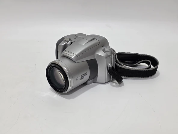 Olympus IS-500 35mm Filmli Fotoğraf Makinesi 2.El ürün görseli 1