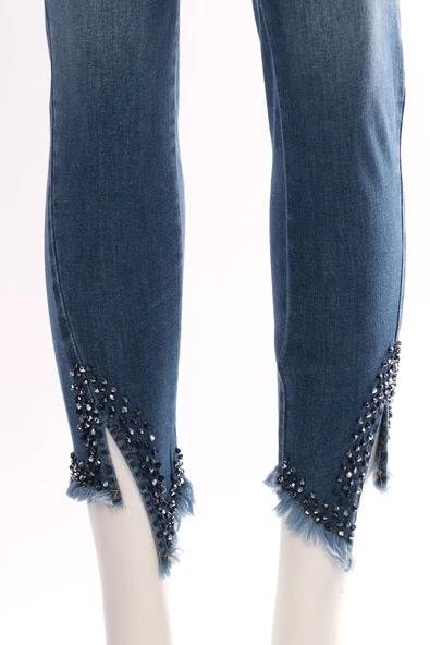 Seleste Minimalist Taş Detaylı Dar Paça Crop Jean Pantolon - Günlük & Şık ürün görseli 1