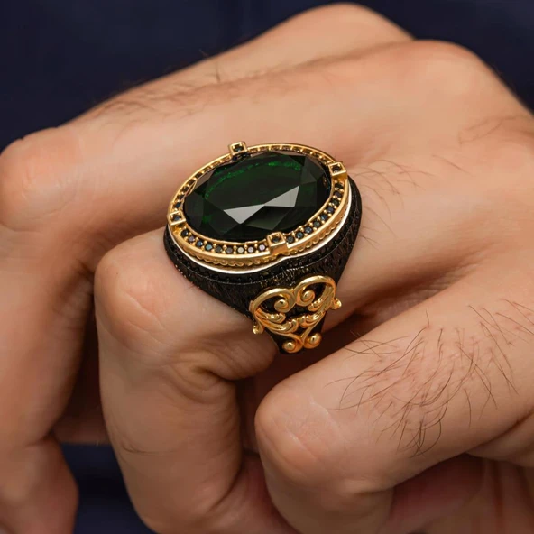 Oval Yeşil Taşlı 925 Ayar Gümüş Yüzük ürün görseli 1