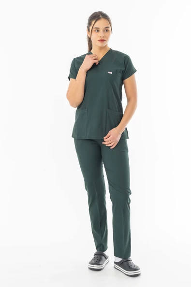Likra Yarasa Kol Doktor Hemşire Forması Alt Üst Takım Avcı Yeşili (LYRS1004) ürün görseli 1