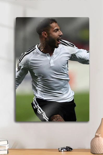 Metal Baskı, Ricardo Quaresma B.JK Bessiktas - Parlak Dekoratif Sporcu Duvar Tablosu ürün görseli 1