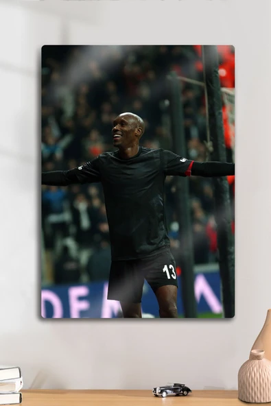 Metal Baskı, Atiba Hutchinson B.JK Bessiktas - Parlak Dekoratif Sporcu Duvar Tablosu ürün görseli 1