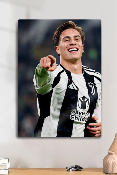 Metal Baskı, Kenan Yıldız Juventus, Juve - Parlak Dekoratif Sporcu Duvar Tablosu ürün görseli 1