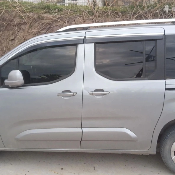 Peugeot Rifter Kromlu Cam Rüzgarlığı 2019-Sonrasi A+ Yeni Dizayn ürün görseli 1