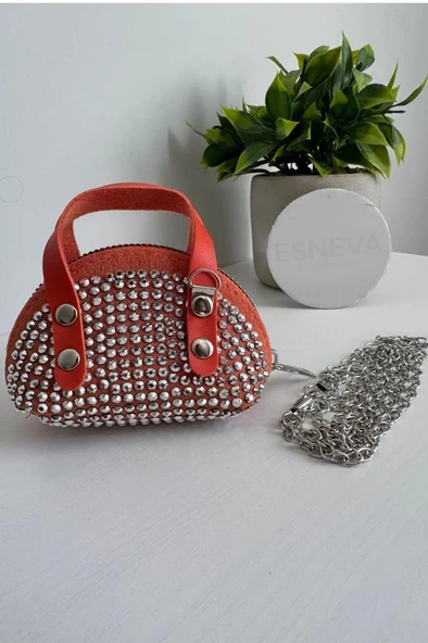 kırmızı Süet Kumaş, Tek Bölmeli, Zincir Askılı,Fermuarlı, Taşlı, Mini El Ve Omuz Çantası 10 cm ürün görseli 1