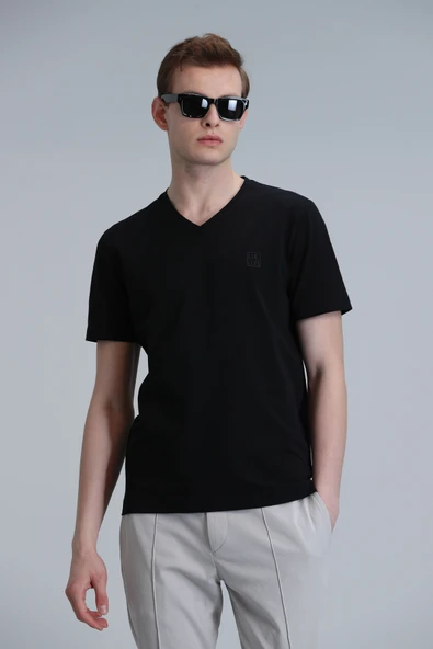 Lufian 111020224 Tuna V Yaka Modern Grafik T- Shirt Erkek Tişort ürün görseli 1