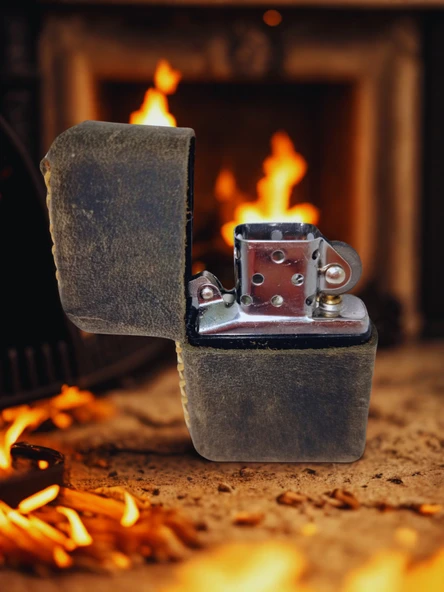 Hakiki Deri Kılıflı Benzinli Zippo Tarzı Çakmak ürün görseli 1