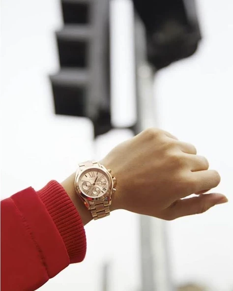 Michael Kors MK5799 Kadın Kol Saati - Resim 4