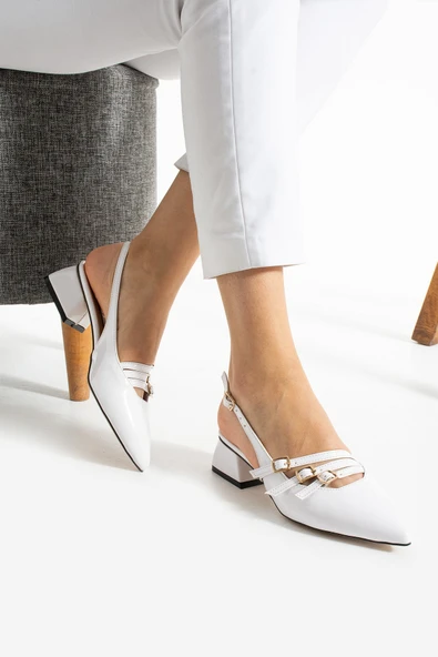 Albishoes Kare Topuk 4 Cm Rugan Toka Detaylı Arkası Açık Sivri Burun İş Ofis Günlük Kadın Ayakkabı ürün görseli 1