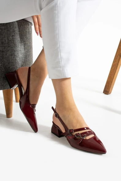 Albishoes Kare Topuk 4 Cm Rugan Toka Detaylı Arkası Açık Sivri Burun İş Ofis Günlük Kadın Ayakkabı ürün görseli 1