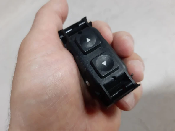 Fiat Lancıa TEMPRA TİPO ön sağ ve arka sağ sol cam düğmesi anahtarı buton 7592533 ürün görseli 1