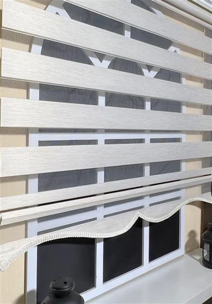 StorBurada Zebra Stor Perde Krem Etek Dilimli Z-STB400V12  Krem 180 x 260 ürün görseli 1