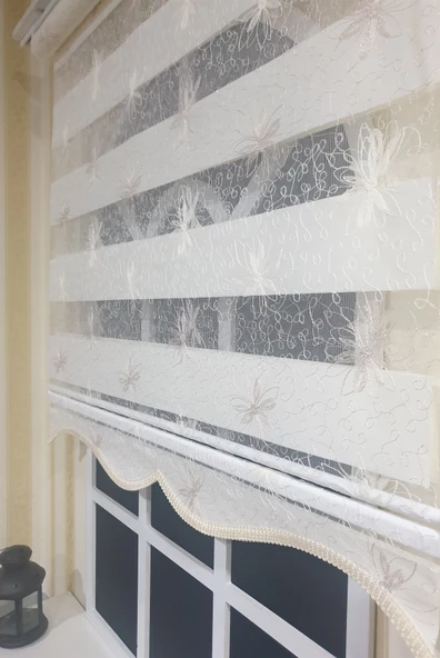 Zebra Stor Nakışlı Beyaz  Etek Dilimli STB 470  Beyaz 60 x 200 ürün görseli 1