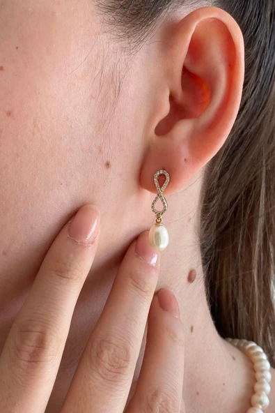 9,5 mm Sonsuzluk Taşlı Doğal İnci Sallantılı Küpe ürün görseli 1