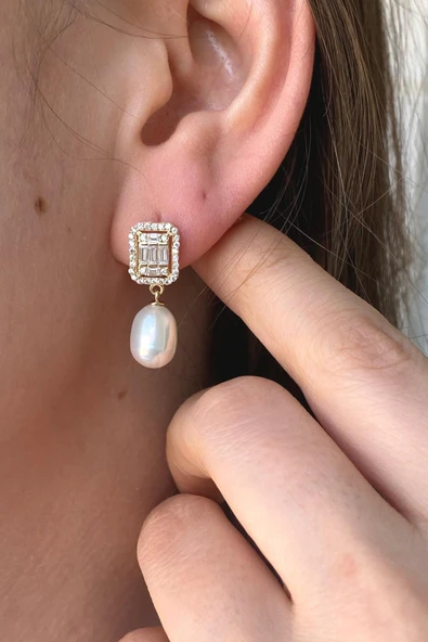 9,5 mm Baget Zirkon Taş Doğal İnci Sallantılı Küpe ürün görseli 1