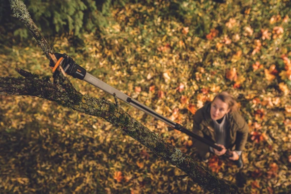 Fiskars Yüksek Dal Budama Makası UPX86 - Resim 3