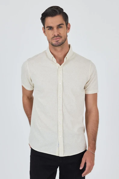 Ekru Kısa Kol Düz Örme Düğmeli Yaka Cepsiz Pamuklu Classic Slim Fit Gömlek 1004250155 ürün görseli 1