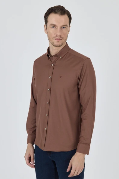 Camel Kol Düz Bez Ayağı Düğmeli Yaka Cepsiz Pamuklu Casual Slim Fit Gömlek 1004250212 ürün görseli 1