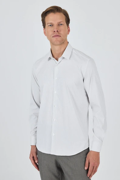 Beyaz Sert Yaka Cepsiz Gabardin Uzun Kol Slim Fit Esnek Gömlek 1004250231 ürün görseli 1