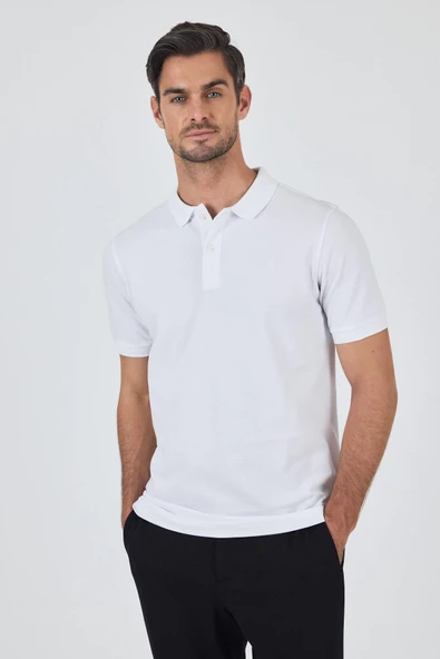Beyaz Polo Yaka Kısa Kol Cepsiz Slim Fit Classic Pamuklu Tişört 1011250177 ürün görseli 1