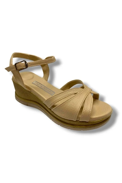 C-Shoes KA02-25 Deri Anatomik Yanları Açık Dolgu Topuk Kadın Sandalet ürün görseli 1