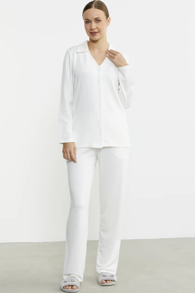 Gömlek Model Nakışlı Pijama Takım - Ekru ürün görseli 1