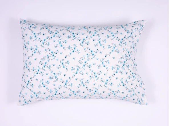 Mavi Çıtır Çiçek Desenli Pamuklu Yastık Kılıfı 50x70 cm - Kapaklı %70 Pamuk ürün görseli 1