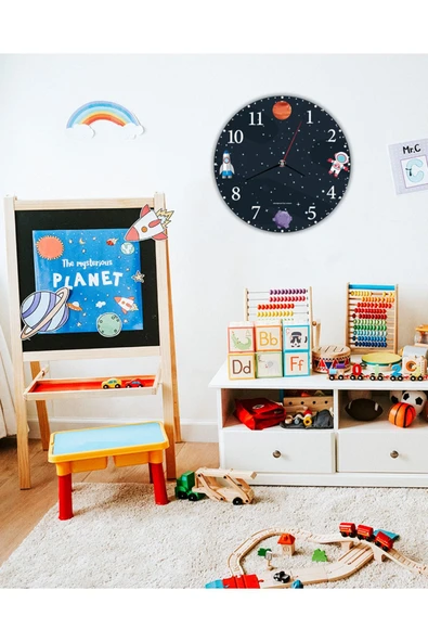 kutuTR Aksesuar Space Çocuk Dekoratif Ahşap Duvar Saati 33x33 ürün görseli 1