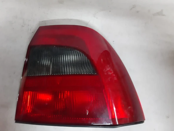 orjinal parça orjinal marka opel vectra B 2001-2002 sedan stop lambası sağ orjinal marka magnetti marelli ürün görseli 1