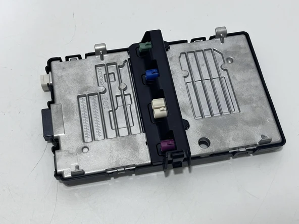 Continental LTE Anten Modülü 9864107180 - Resim 5
