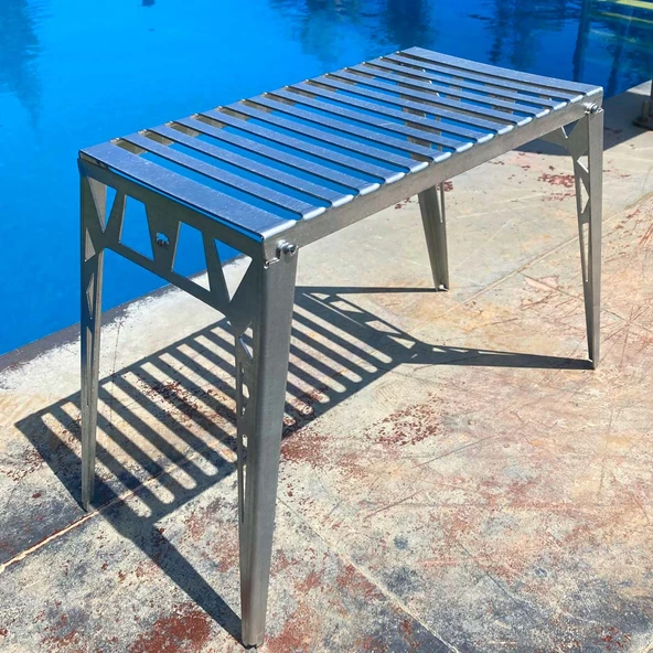 Kamp Ayısı® NorrGrill™ Ateş Üstü Ayaklı Izgaralı Katlanır Kamp Piknik Masası ürün görseli 1