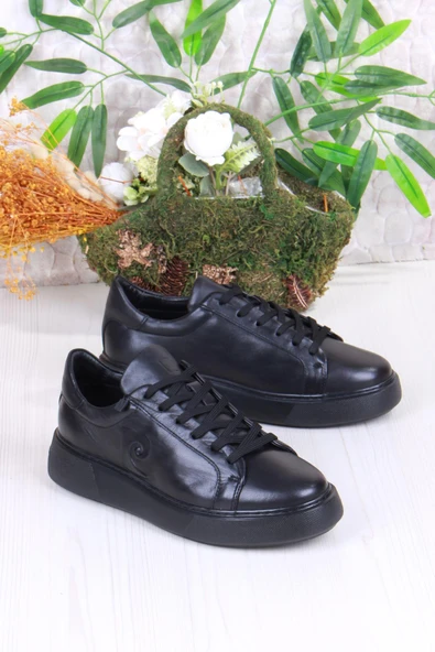Pierre Cardin 1362002 Siyah Orijinal Ürün İç Ve Dış Hakiki Deri Sneaker Erkek Ayakkabı ürün görseli 1