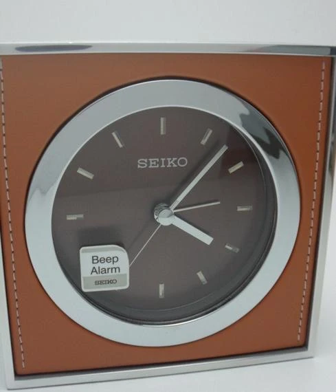 QHE064B Seiko Masa Saati ürün görseli 1