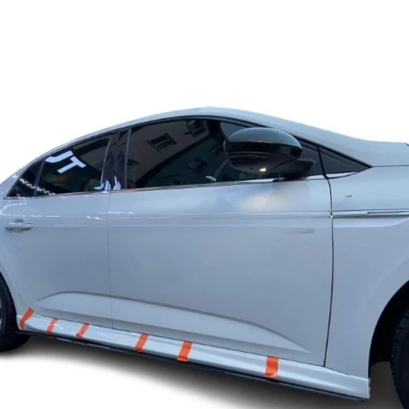 Renault Megane 4 Sedan Yan Marşpiyel (Plastik)(Boyasız) ürün görseli 1