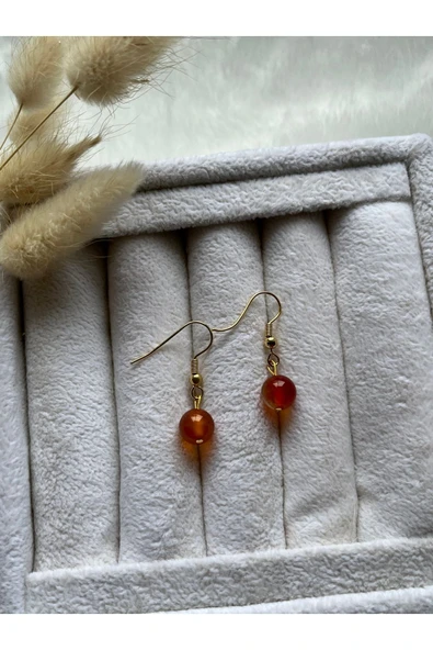 8 mm Karnelyan Taşı Altın Kaplama Sallantı Küpe ürün görseli 1