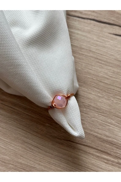 8 mm Pembe Kristal Bakır Ayarlanabilir Tel Yüzük ürün görseli 1