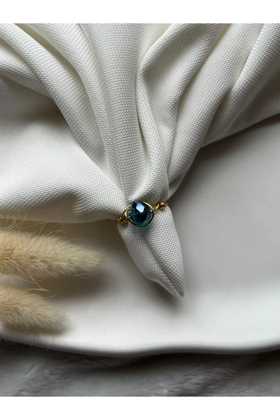8 mm Gece Mavisi Kristal Altın Tel Yüzük ürün görseli 1