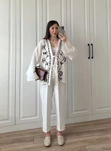 Krem Nakış İşlemeli Müslin Kimono ürün görseli 1